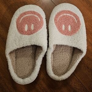 Smiley Face Slippers/Slides **NEW** Pink and White Fuzzy Womens Shoes